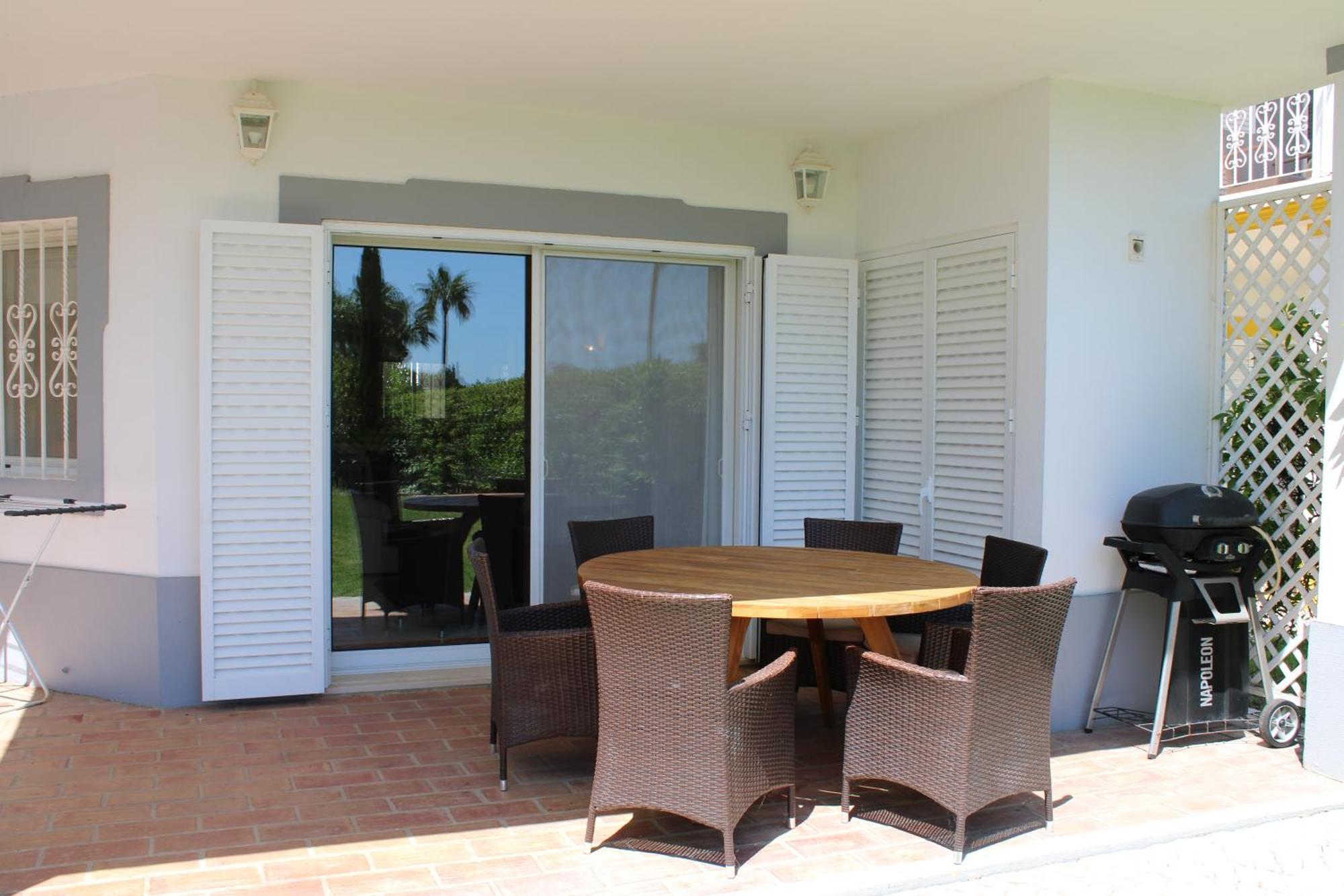 Luxury 2 Bedroom Apartment With Private Garden Almancil Kültér fotó
